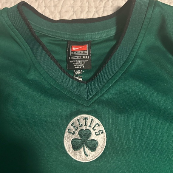 Nike Celtics Green XXL Team Long Sleeve - Picture 1 of 6